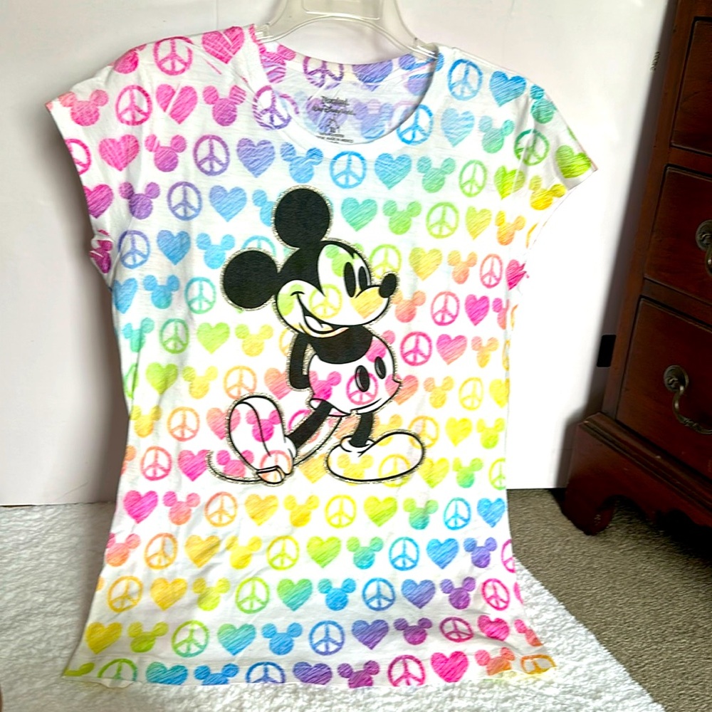 Walt Disney World, capped sleeve T-shirt - peace and love Mickey